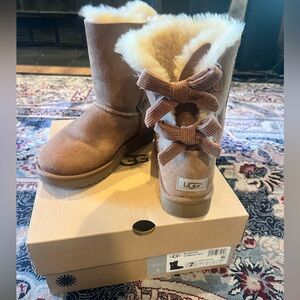 UGG JAYLYN US 7